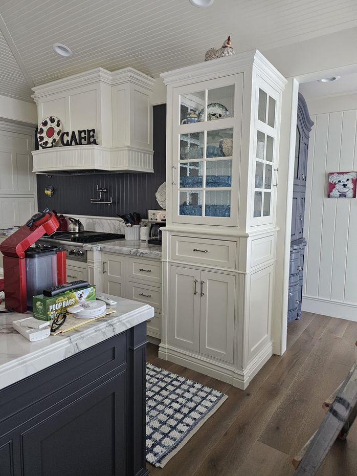 Cabinet refinishing detail